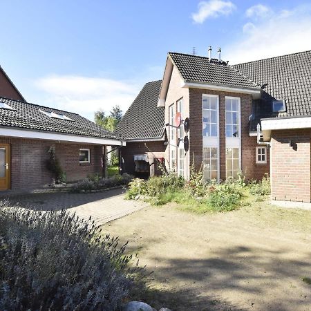4 Room Holiday Apartment With Garden Kossau Exterior photo
