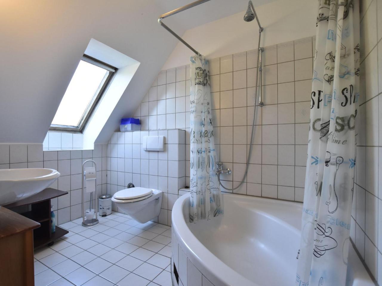 4 Room Holiday Apartment With Garden Kossau Exterior photo
